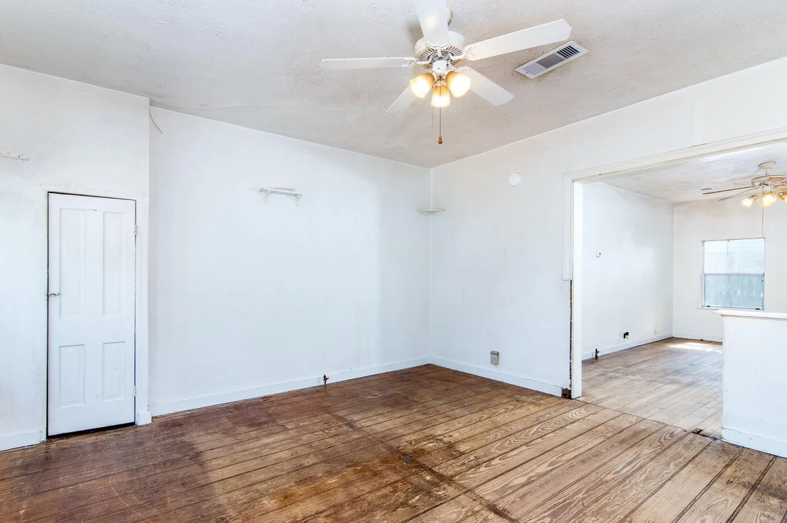Photo of 1004 Barbara Street