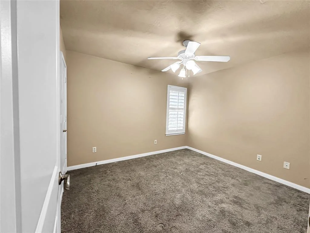 Photo of 191 Golfview Drive N