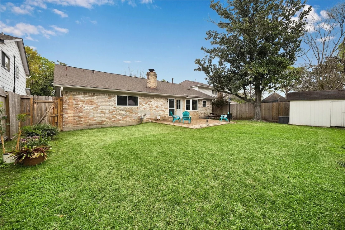 Photo of 9707 Lawngate Drive