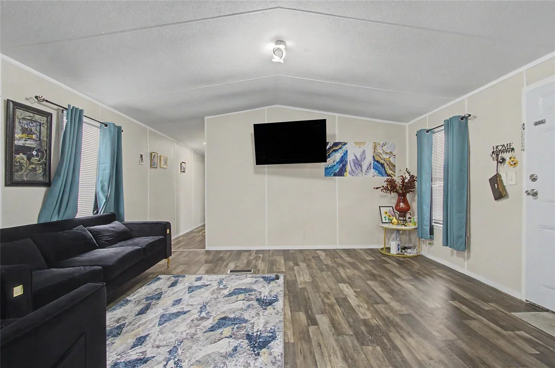 Photo of 5779 Road 3550