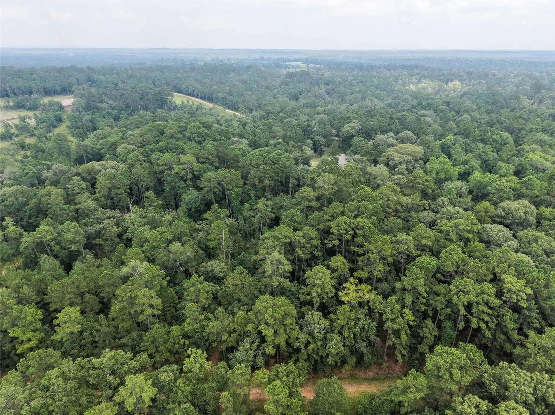Photo of 577 Winding River Road