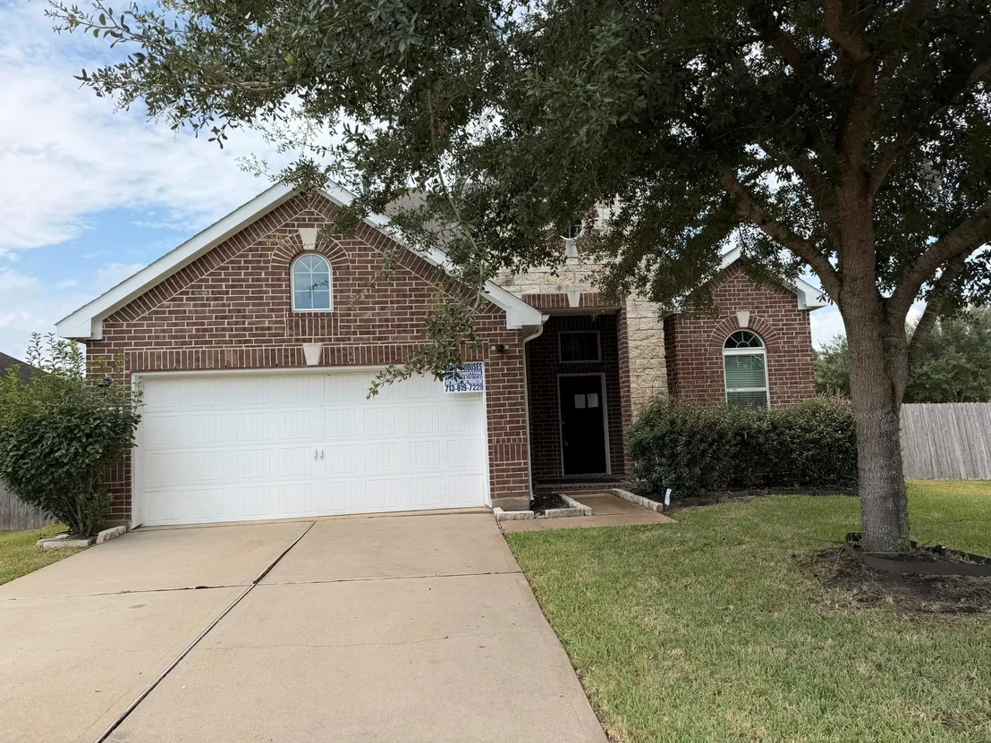 Photo of 5902 Carnaby Lane