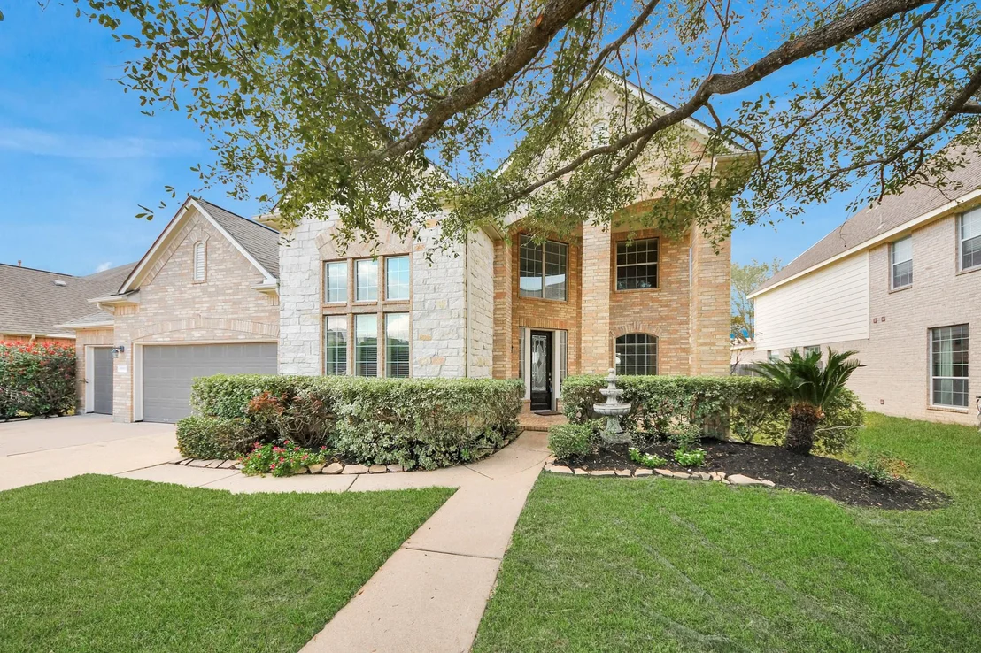 Photo of 11003 Leigh Woods Drive