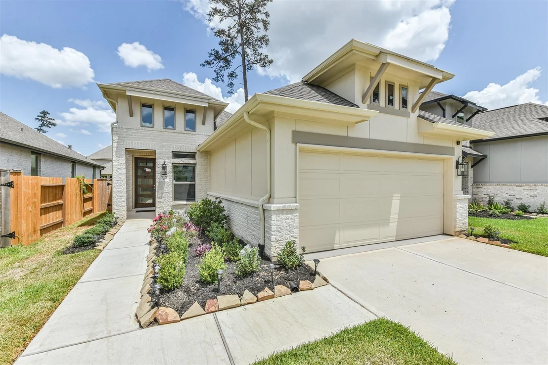 Photo of 718 Santa Elena Trail