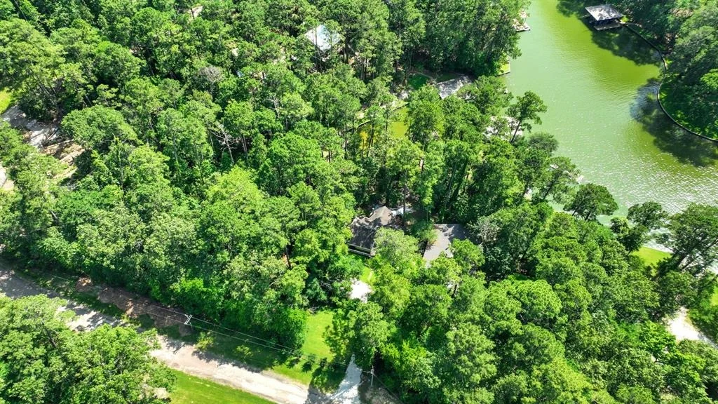 Photo of 1251 Lakeview Estates Drive