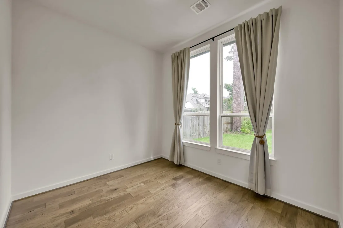 Photo of 111 Liatris Court