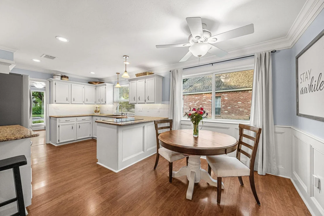 Photo of 703 Cranfield Court