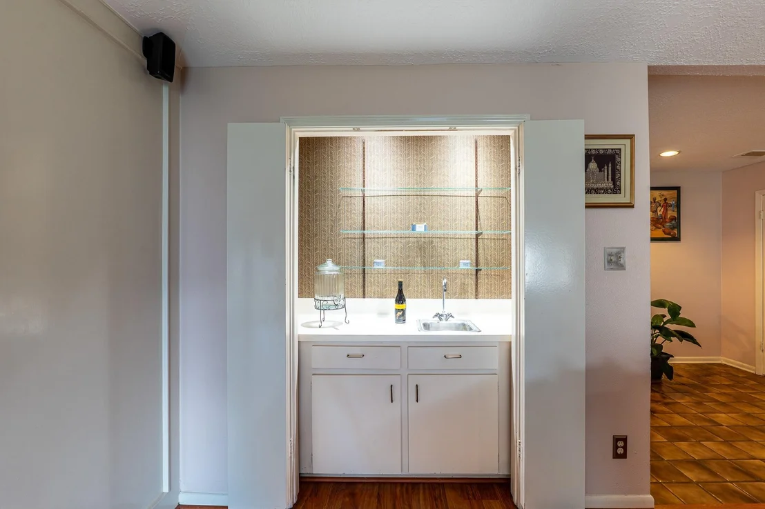 Photo of 7926 Quail Meadow Drive