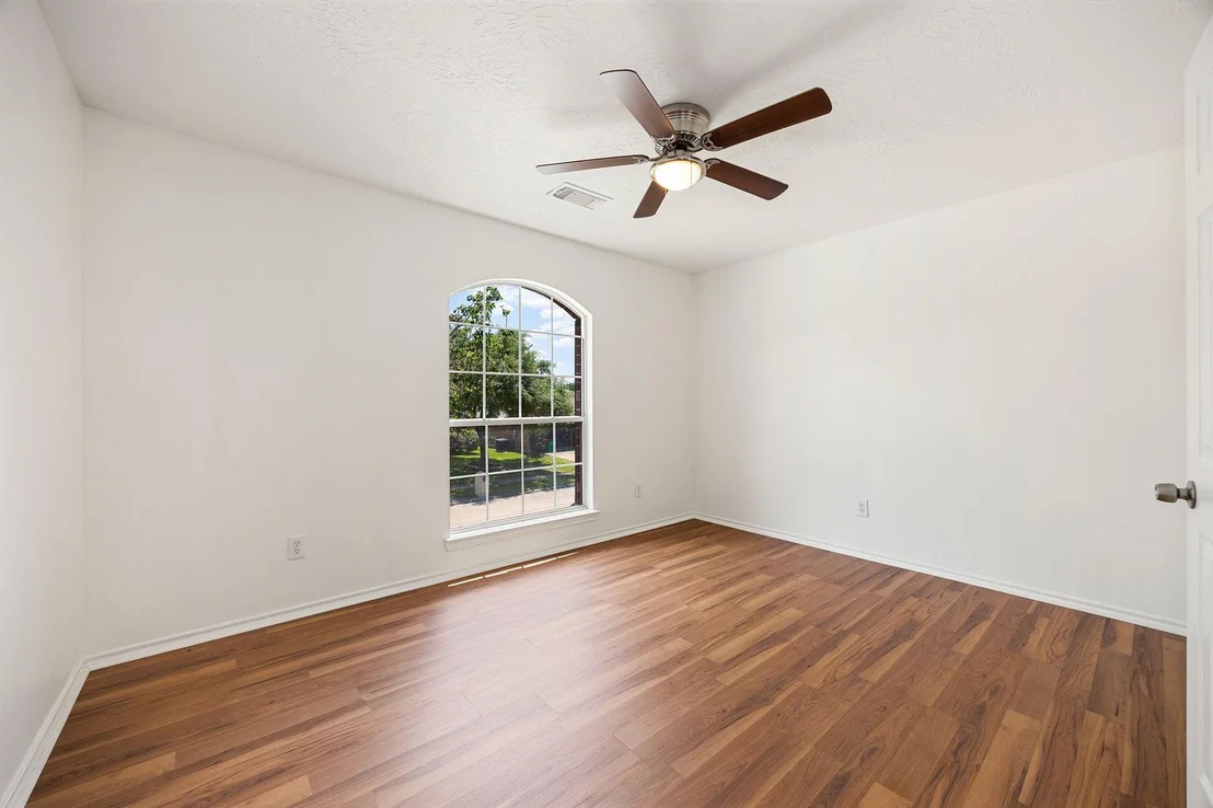 Photo of 19226 Crescent Pass Drive