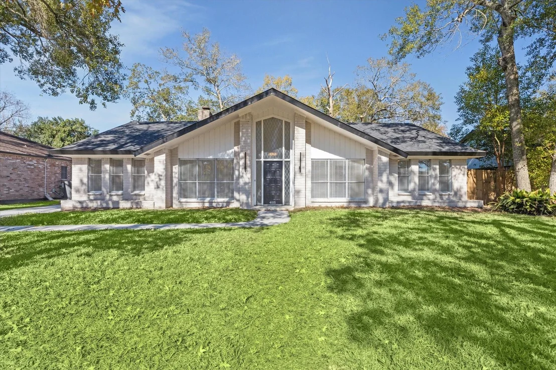 Photo of 4115 Elderwood Drive