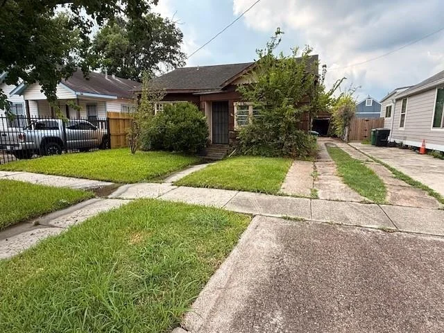 Photo of 5136 Leeland Street