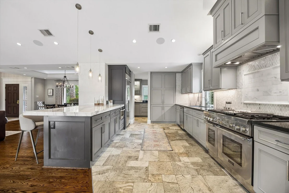Photo of 4615 Golf Drive