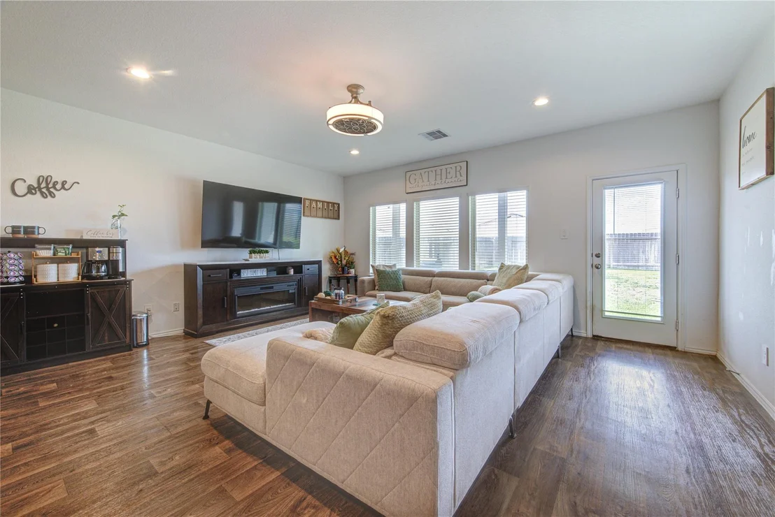 Photo of 21315 Sleepy Willow Street