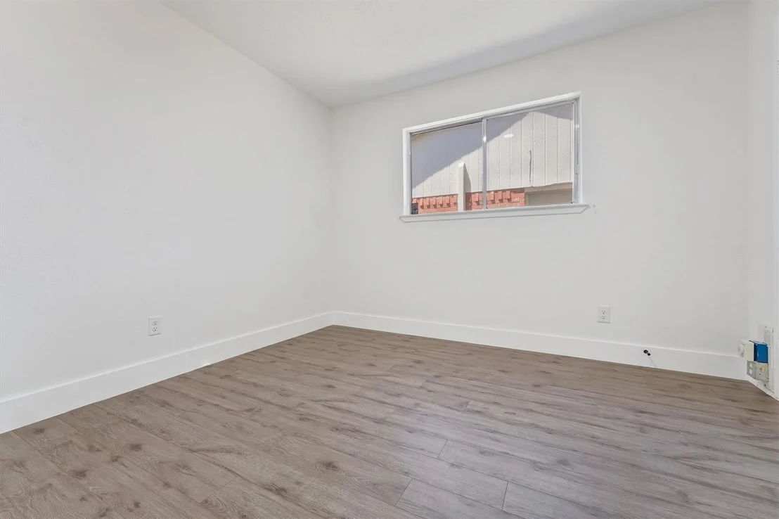 Photo of 5707 Toddington Road