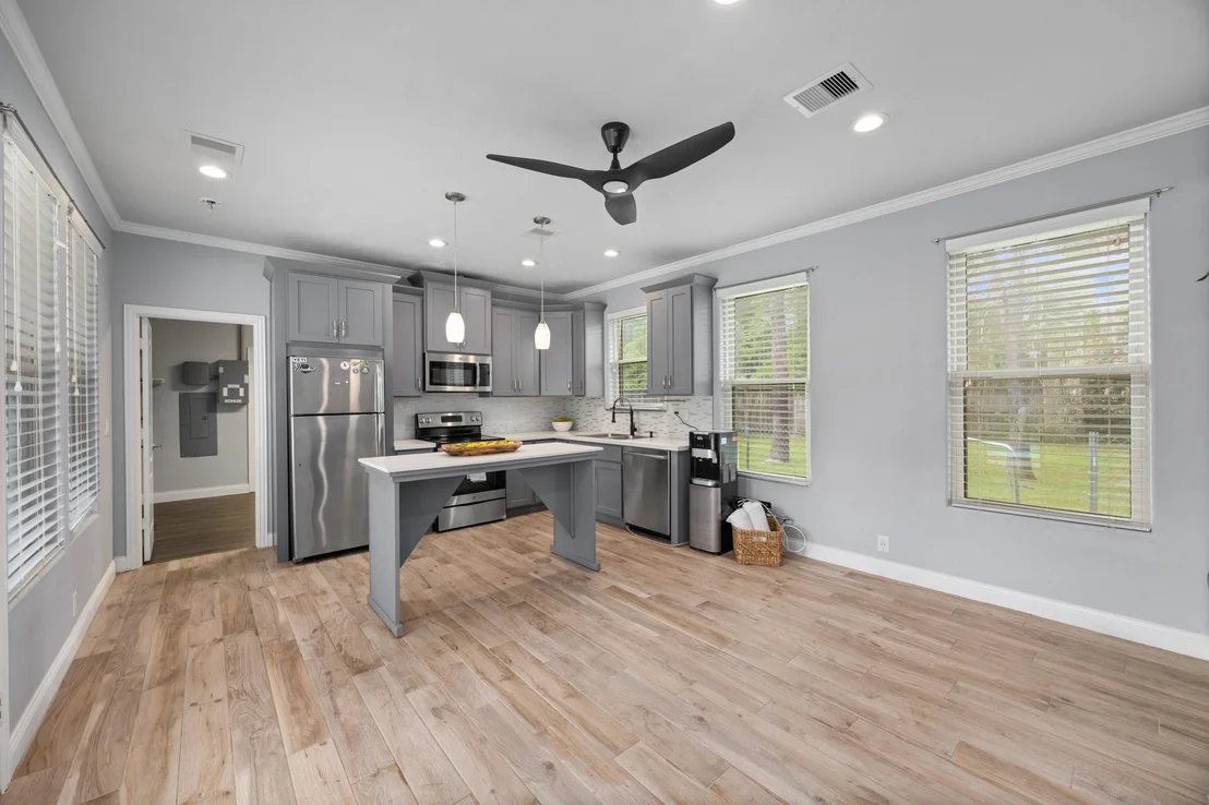 Photo of 4447 Chateau Creek Way