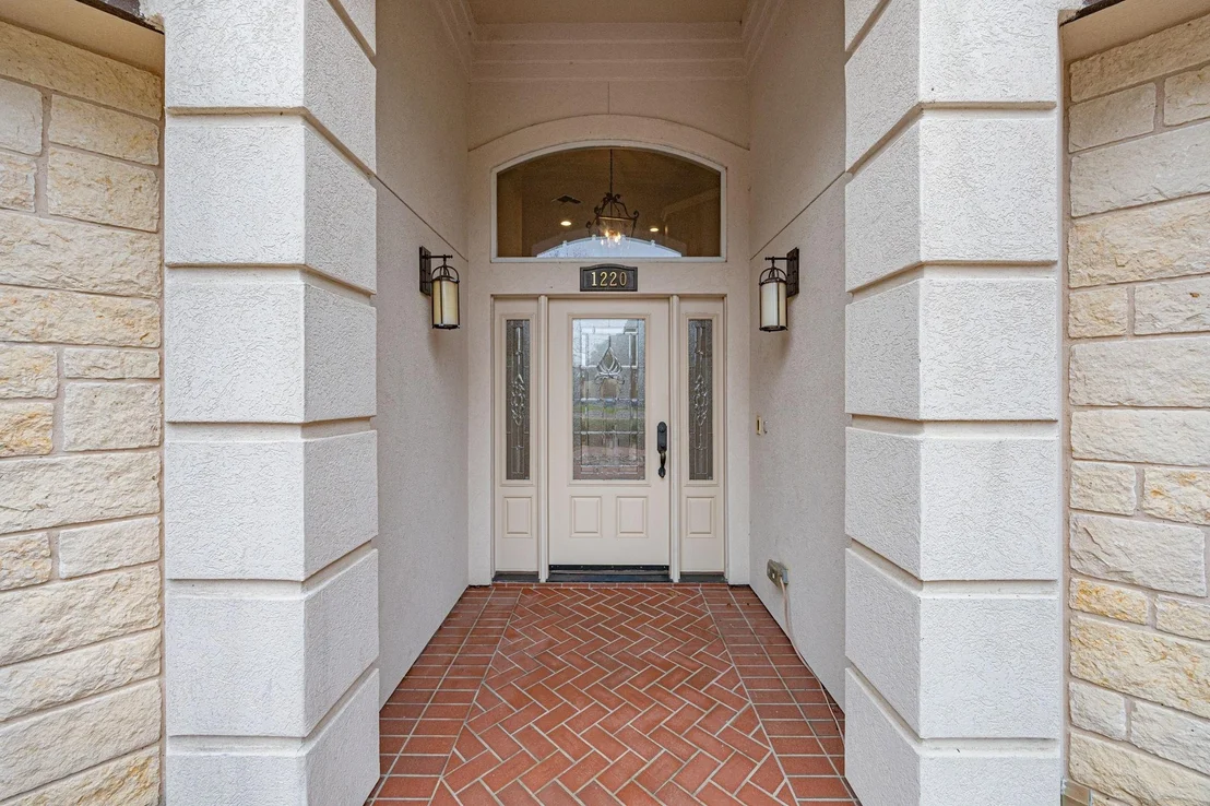 Photo of 1220 Travis Street