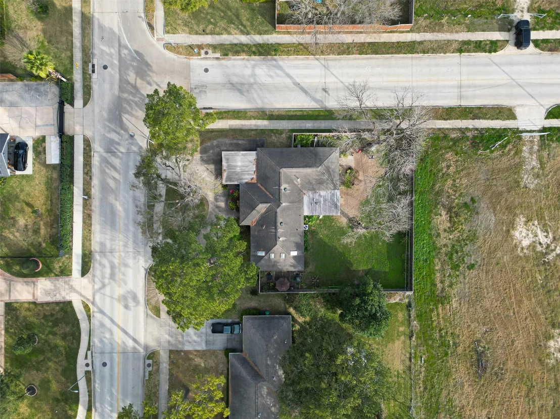 Photo of 1614 Wycliffe Drive