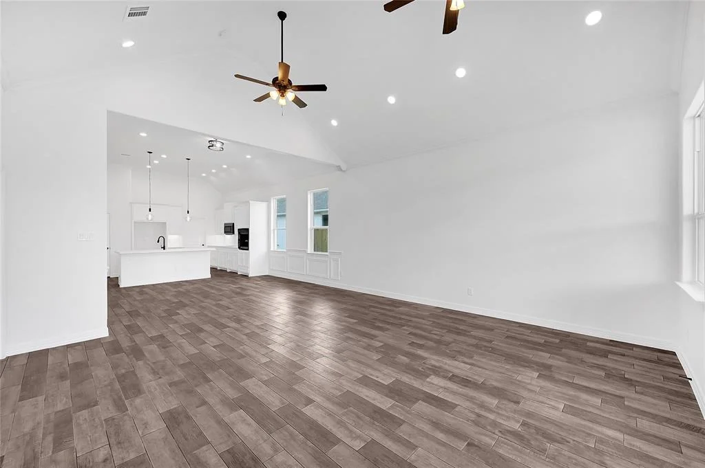Photo of 214 Alder Loop