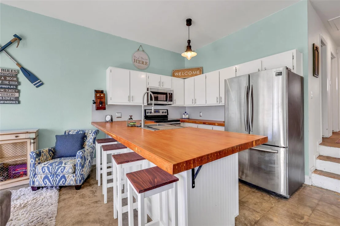Photo of 101 Harbour Row Drive