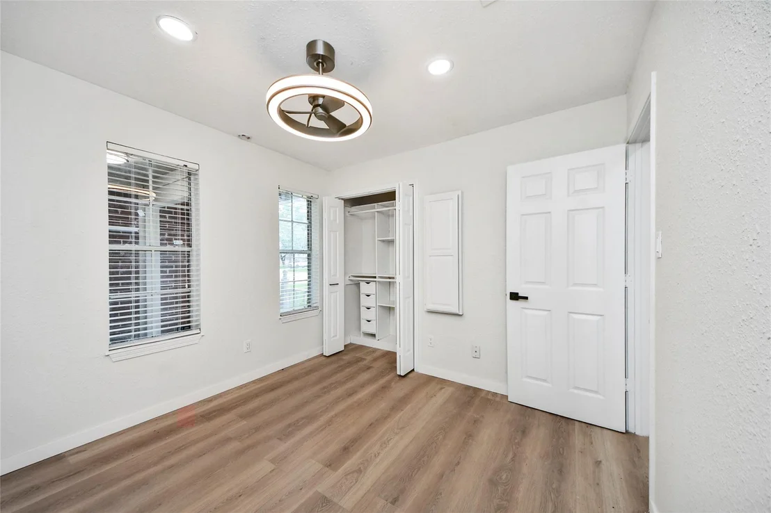 Photo of 15719 Baytree