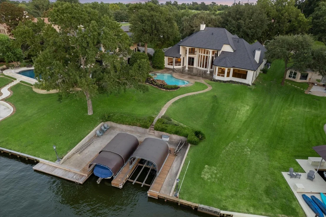 Photo of 115 Lake Estates Drive
