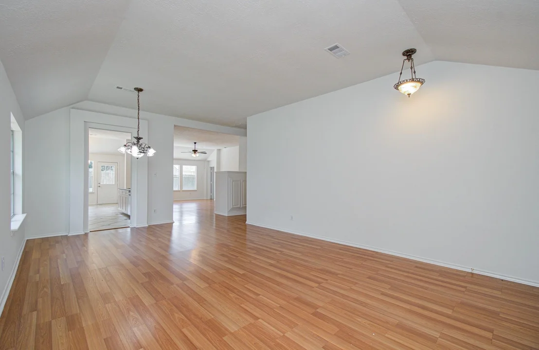 Photo of 18523 Dennington Drive