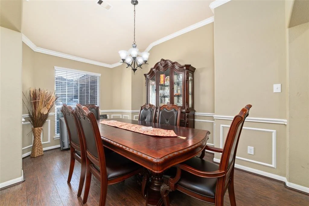Photo of 3527 Oak Lndg