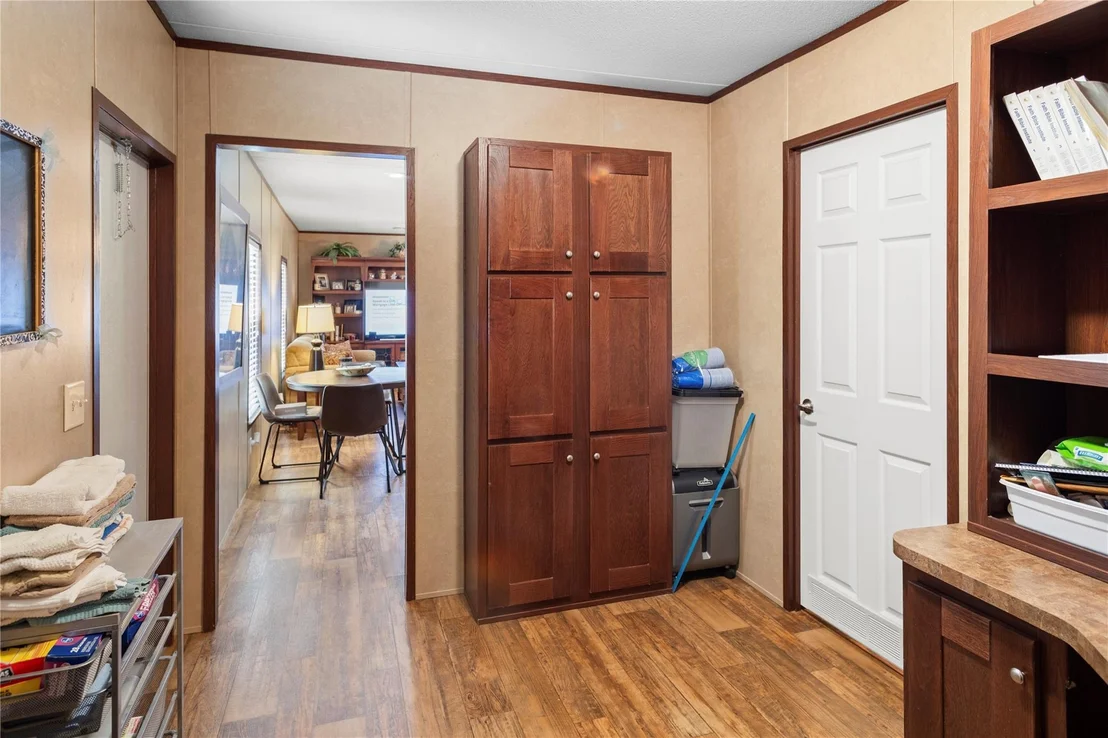 Photo of 375 Chestnut Bend