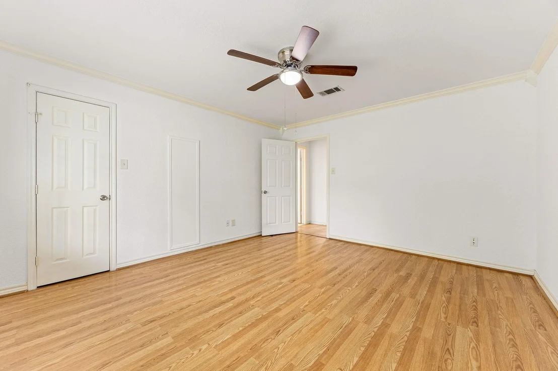 Photo of 19811 Sagging Oaks Drive