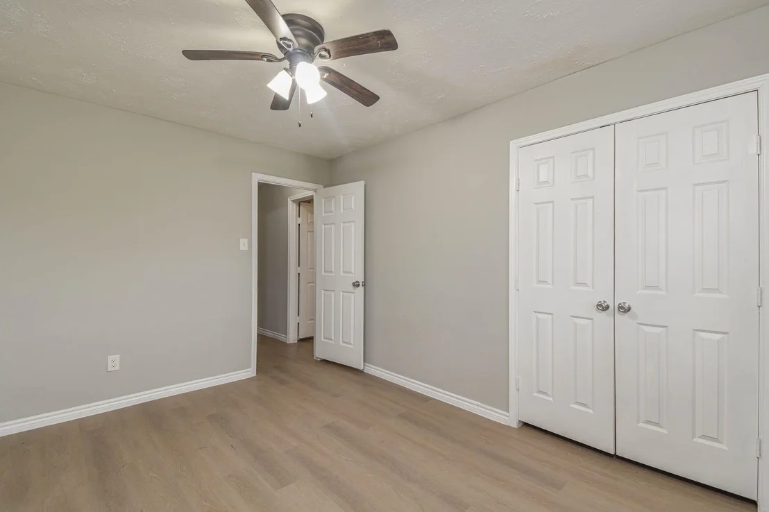 Photo of 2834 Pansy Street
