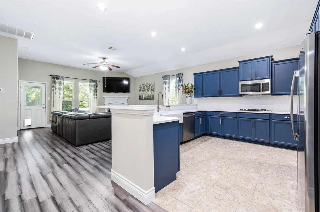 Photo of 35 S Greenprint Circle
