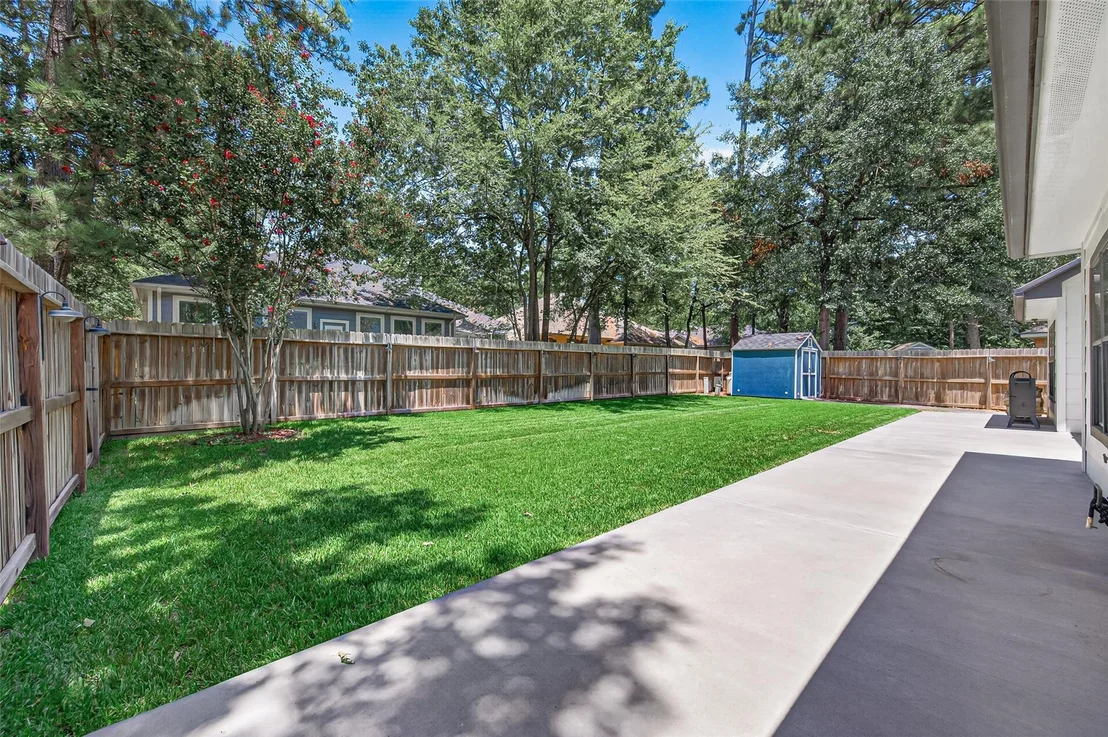 Photo of 12430 Longfellow Drive