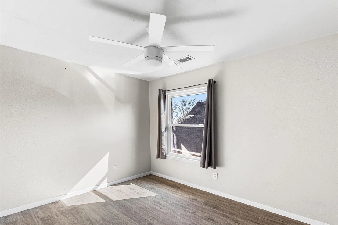 Photo of 6703 Walnut Square