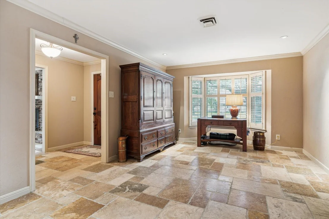 Photo of 7714 Skyline Drive