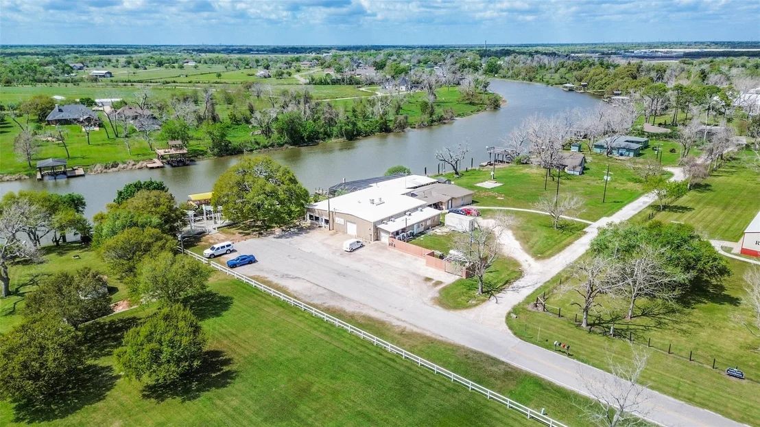 Photo of 2607 County Road 519