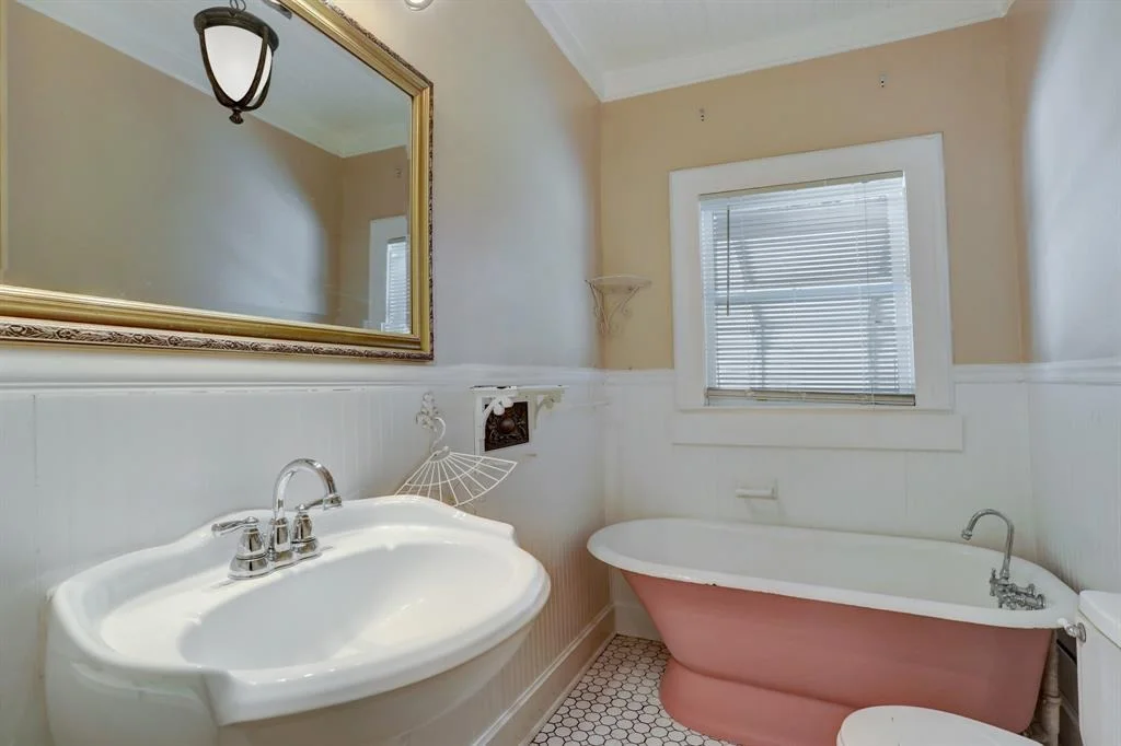 Photo of 7218 King Street
