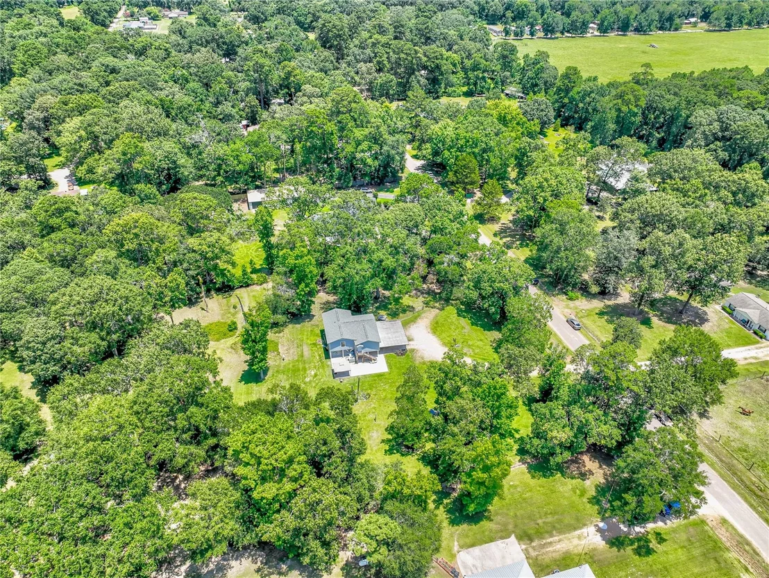 Photo of 445 County Road 3183 Road