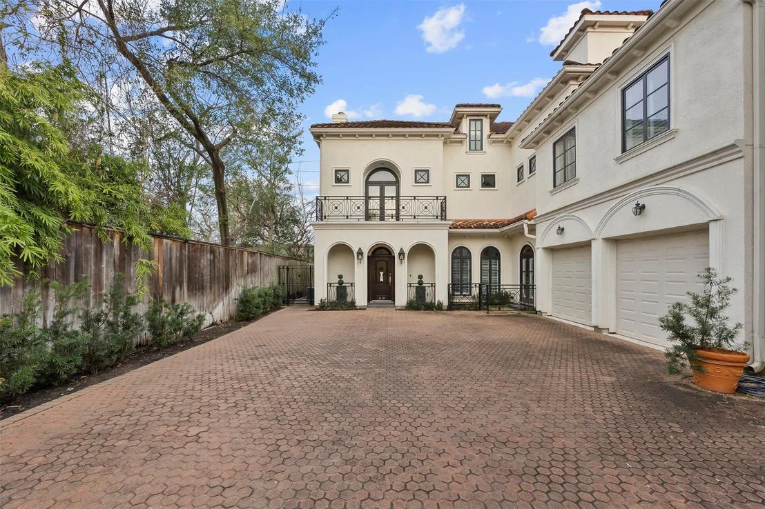 Photo of 1419 Nantucket Drive