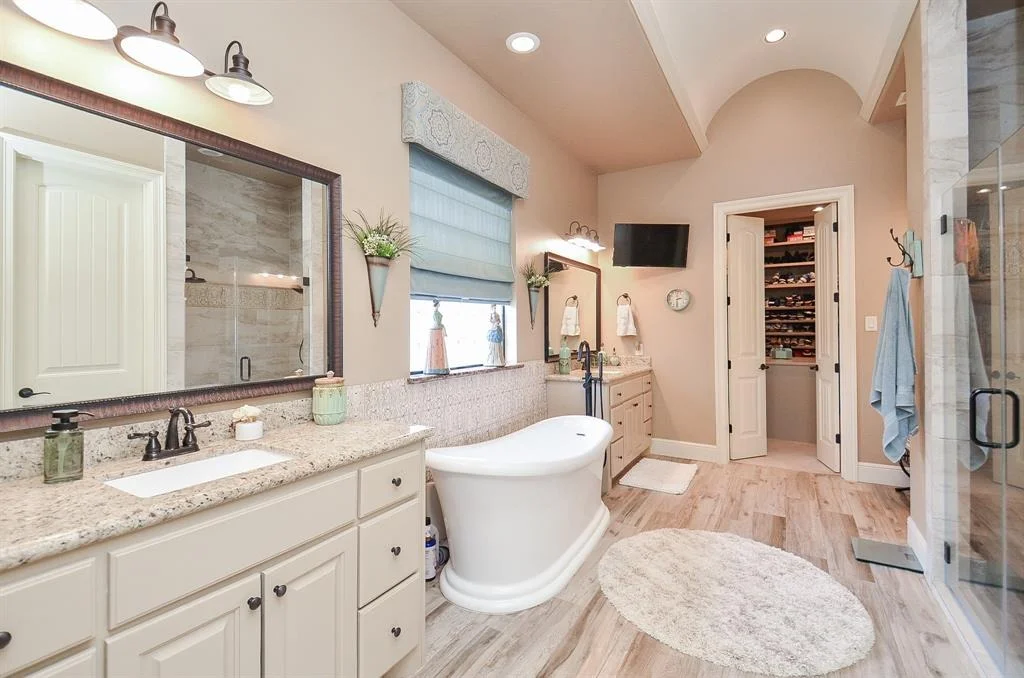 Photo of 33215 Worthing Lane