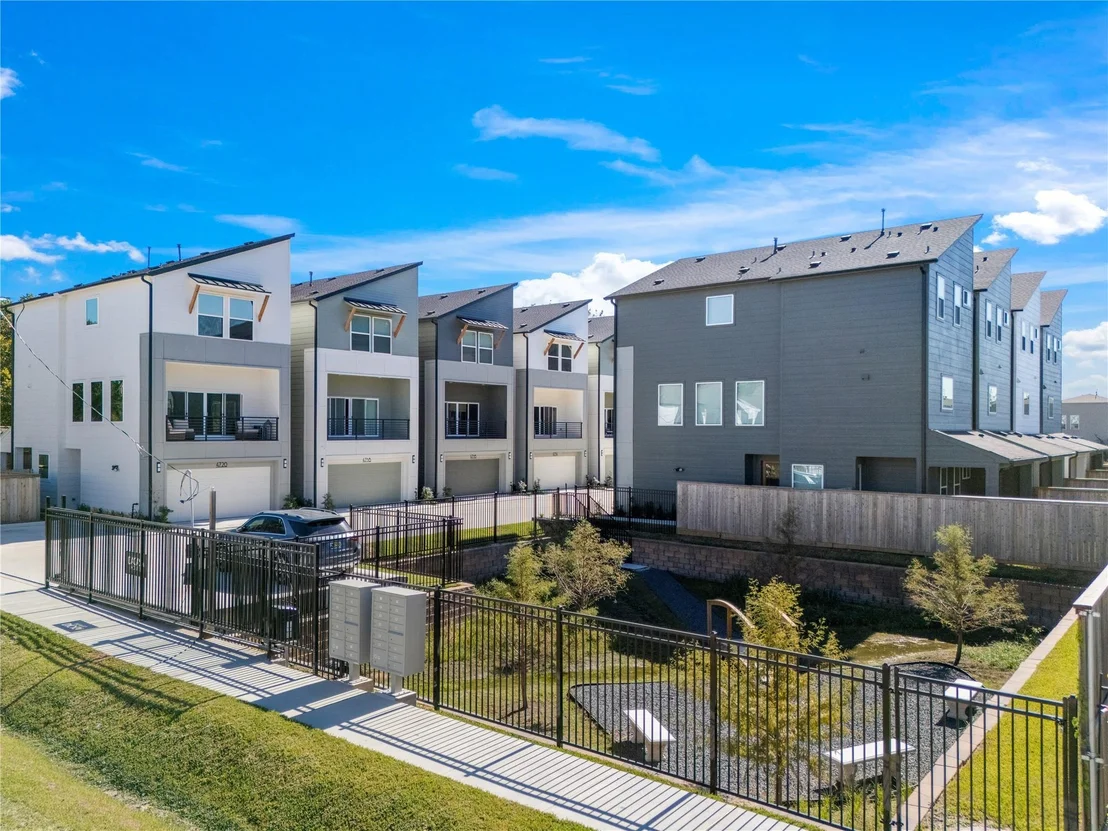 Photo of 4712 Moving Meadows Drive