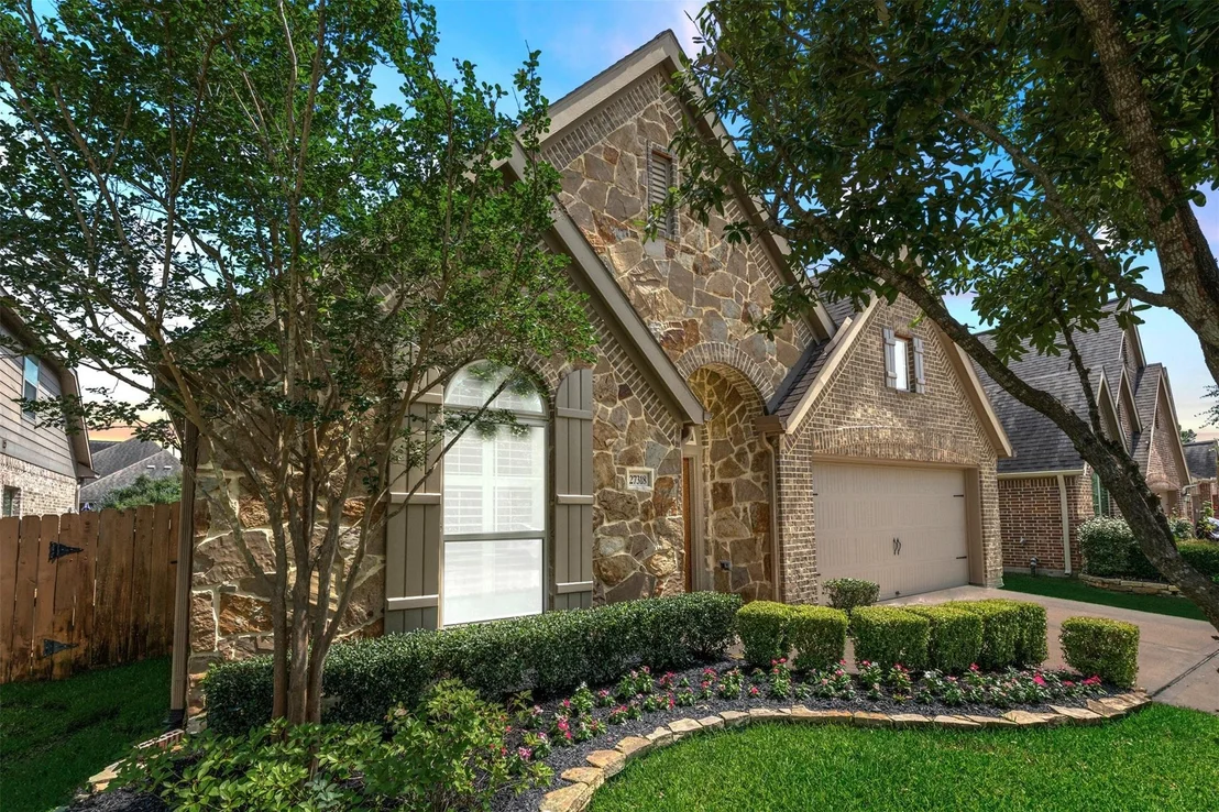 Photo of 27318 Pendleton Trace Drive