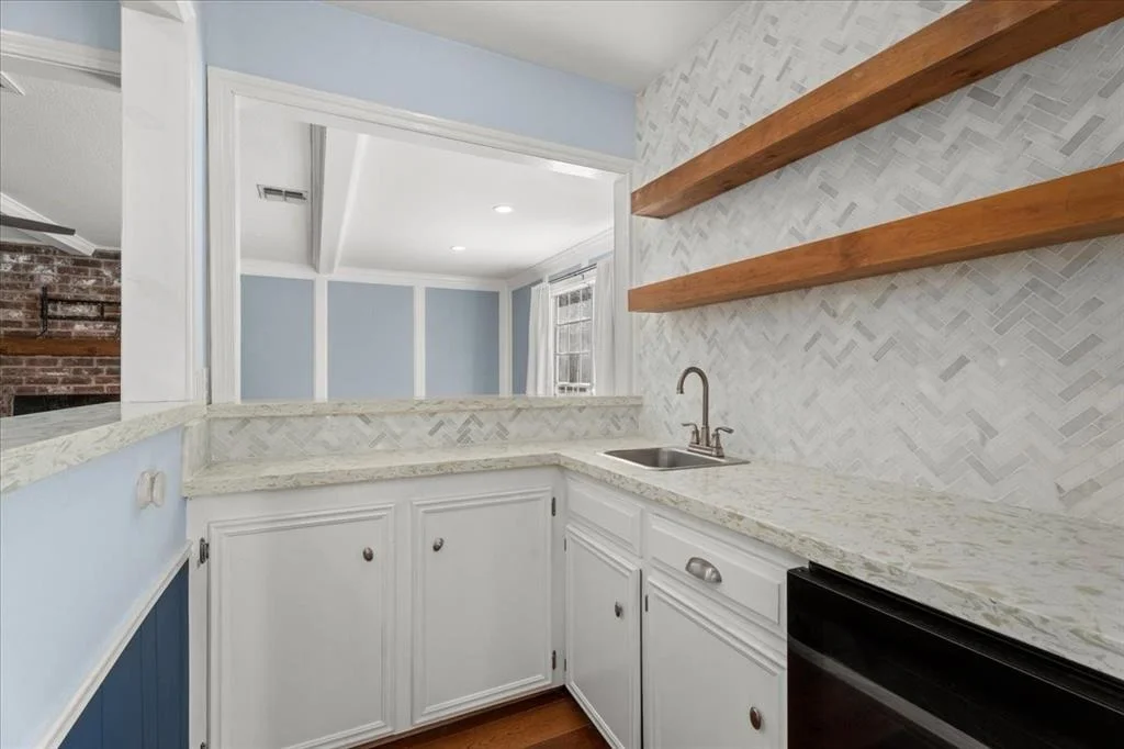 Photo of 16315 Sir William Drive