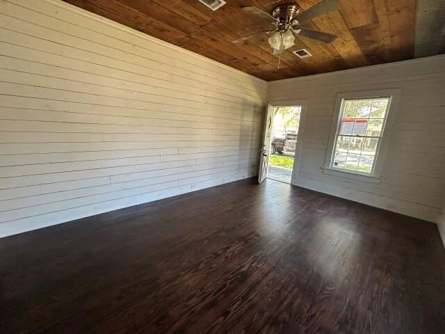 Photo of 400 N Stevenson Street