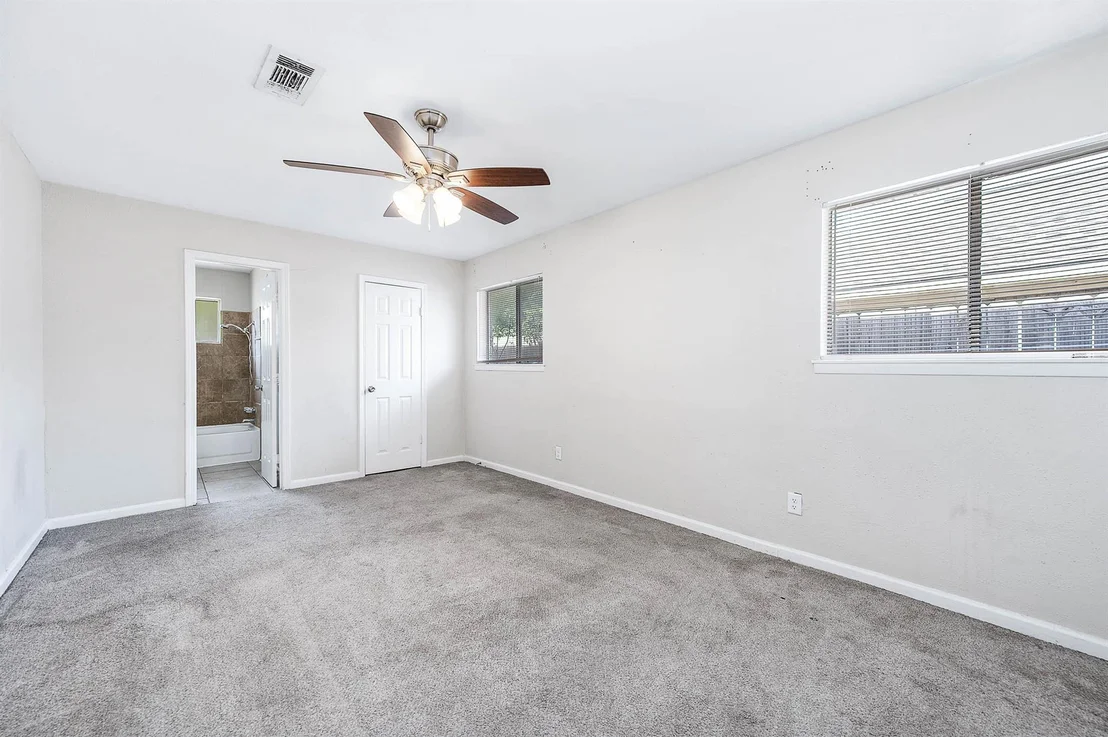 Photo of 14511 Sequoia Bend Boulevard