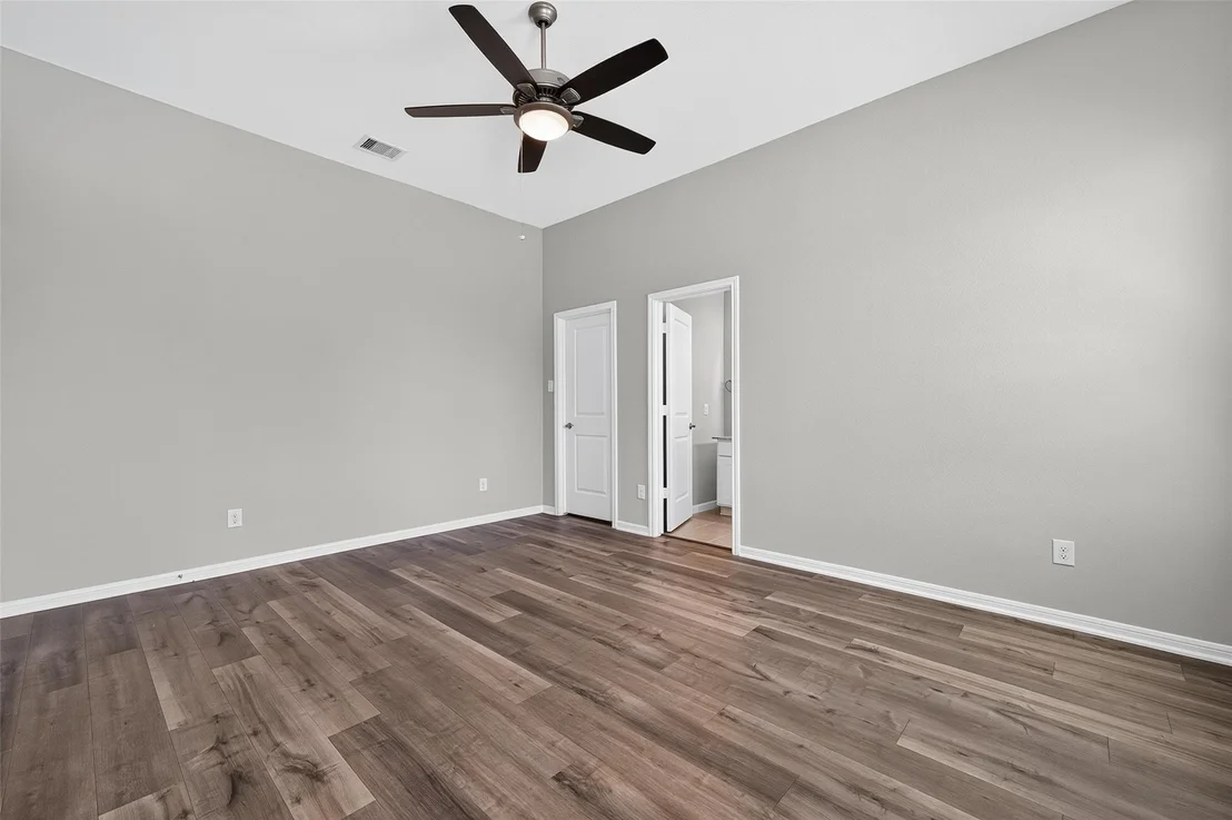 Photo of 18724 Crescent Trails Circle