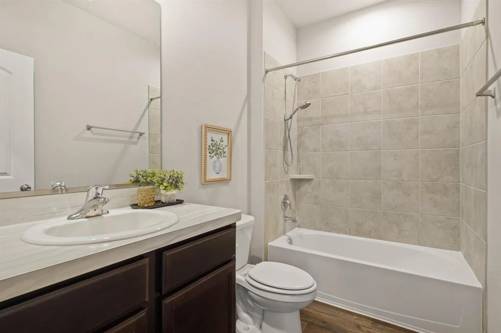 Photo of 2334 Pettingell Way