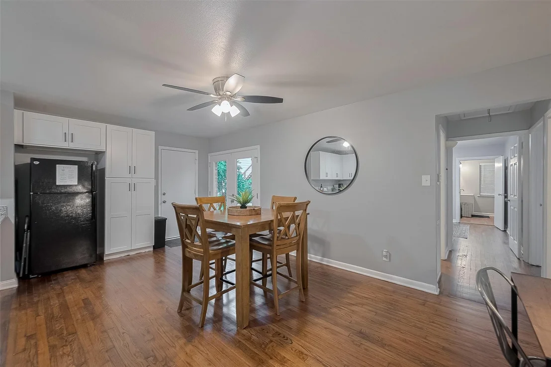 Photo of 2218 Silverbonnet Street