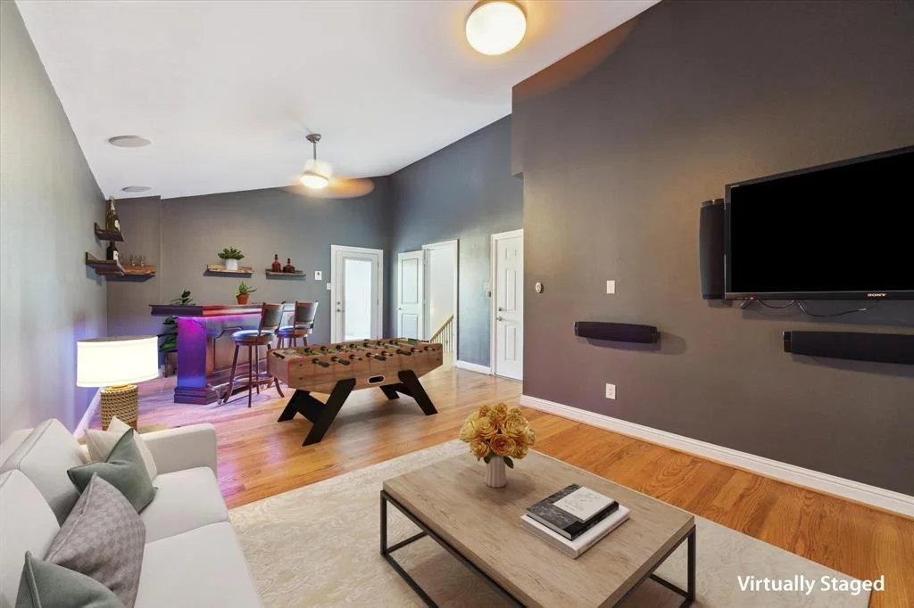 Photo of Unit C at 907 Rhode Place