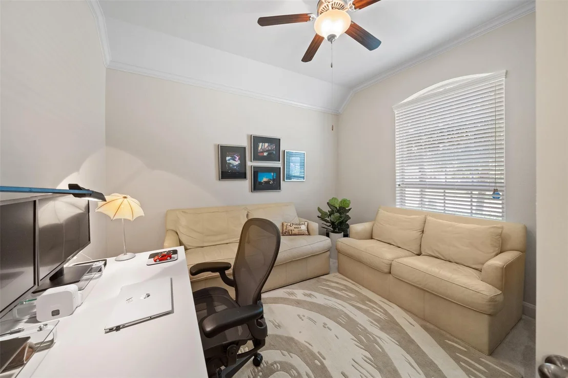 Photo of 10935 Sarah Bluff Lane