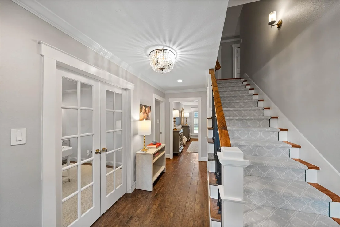 Photo of 14231 Carolcrest Drive